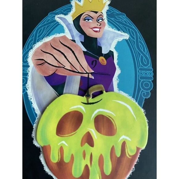 Disney Villains Eyeshadow Palette Evil Queen 12 shades Taste Beauty NEW - Picture 3 of 16